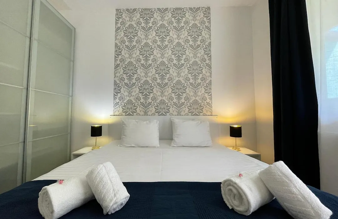 Corvin Center Suites-1